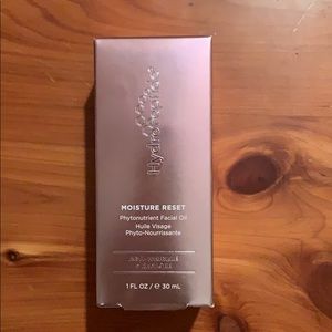 Phytonutrient moisture reset face oil